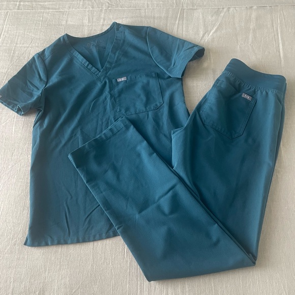 Figs Other - Figs Women's Technical Collection Scrub Set Shirt Pants Small Top Sm Tall Pants